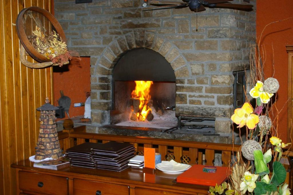 Hosteleria Santa Cruz Санта-Крус-де-ла-Серос Экстерьер фото