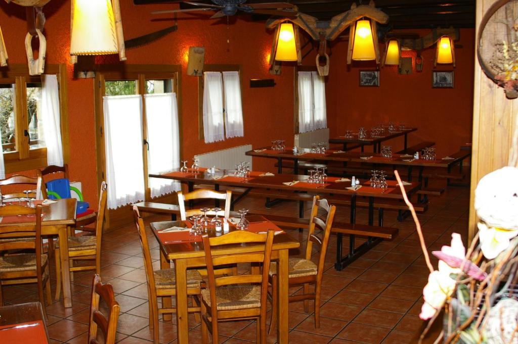 Hosteleria Santa Cruz Санта-Крус-де-ла-Серос Экстерьер фото