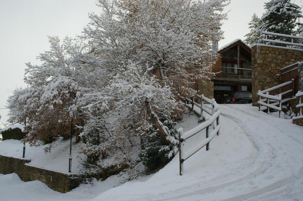 Hosteleria Santa Cruz Санта-Крус-де-ла-Серос Экстерьер фото