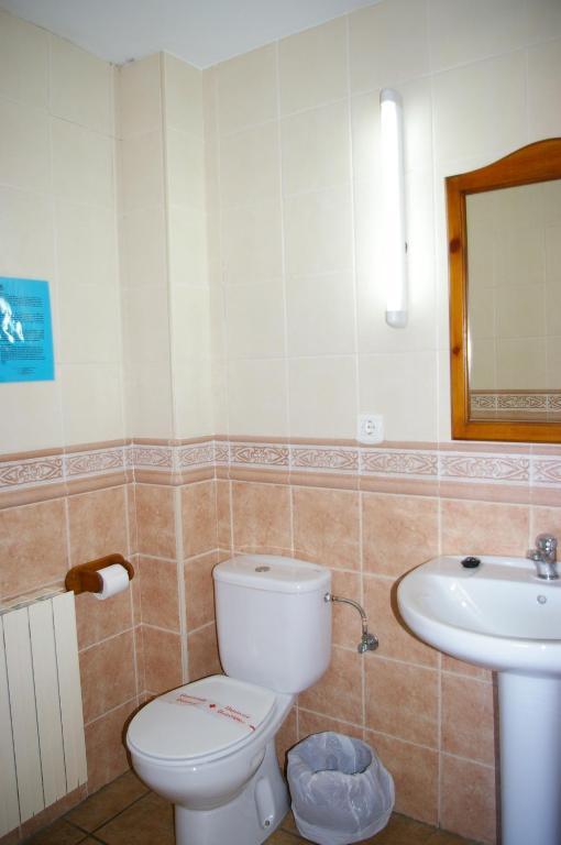 Hosteleria Santa Cruz Санта-Крус-де-ла-Серос Номер фото