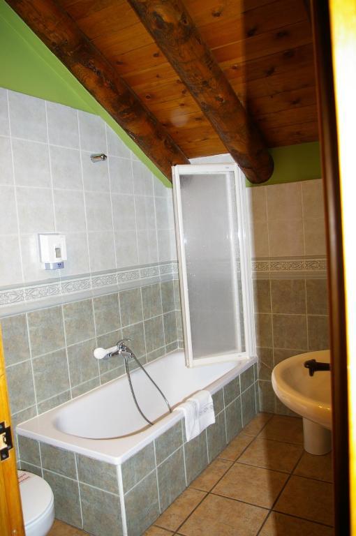 Hosteleria Santa Cruz Санта-Крус-де-ла-Серос Номер фото