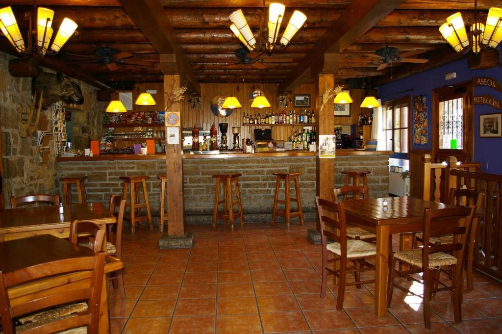 Hosteleria Santa Cruz Санта-Крус-де-ла-Серос Экстерьер фото